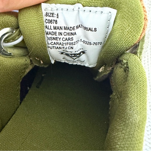 Disney Cars Tow Mater Shoes Sneakers Size 6 Boys Toddler NEW - Picture 8 of 8